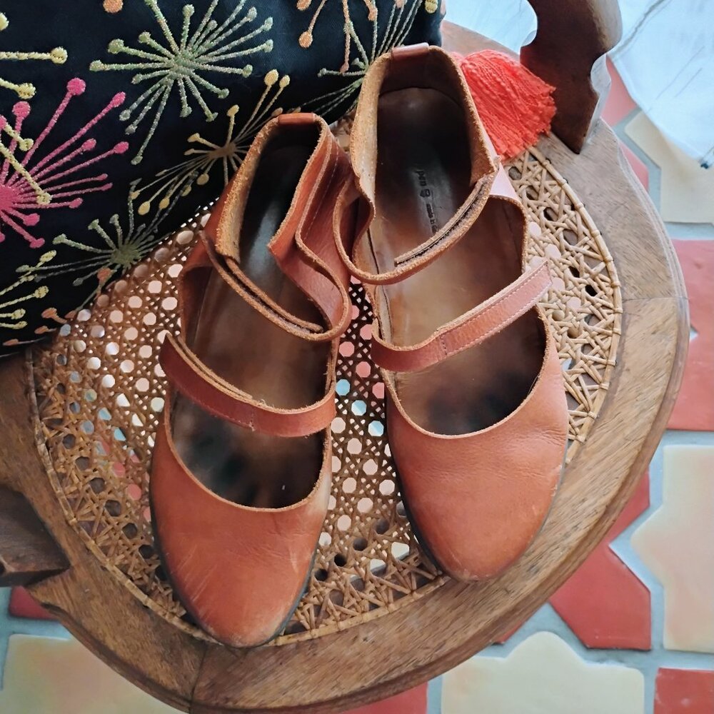 "Sisters" Trippen Tan Leather Rubber Japanese MaryJane Shoes SZ 40 EUC - Picture 2 of 7